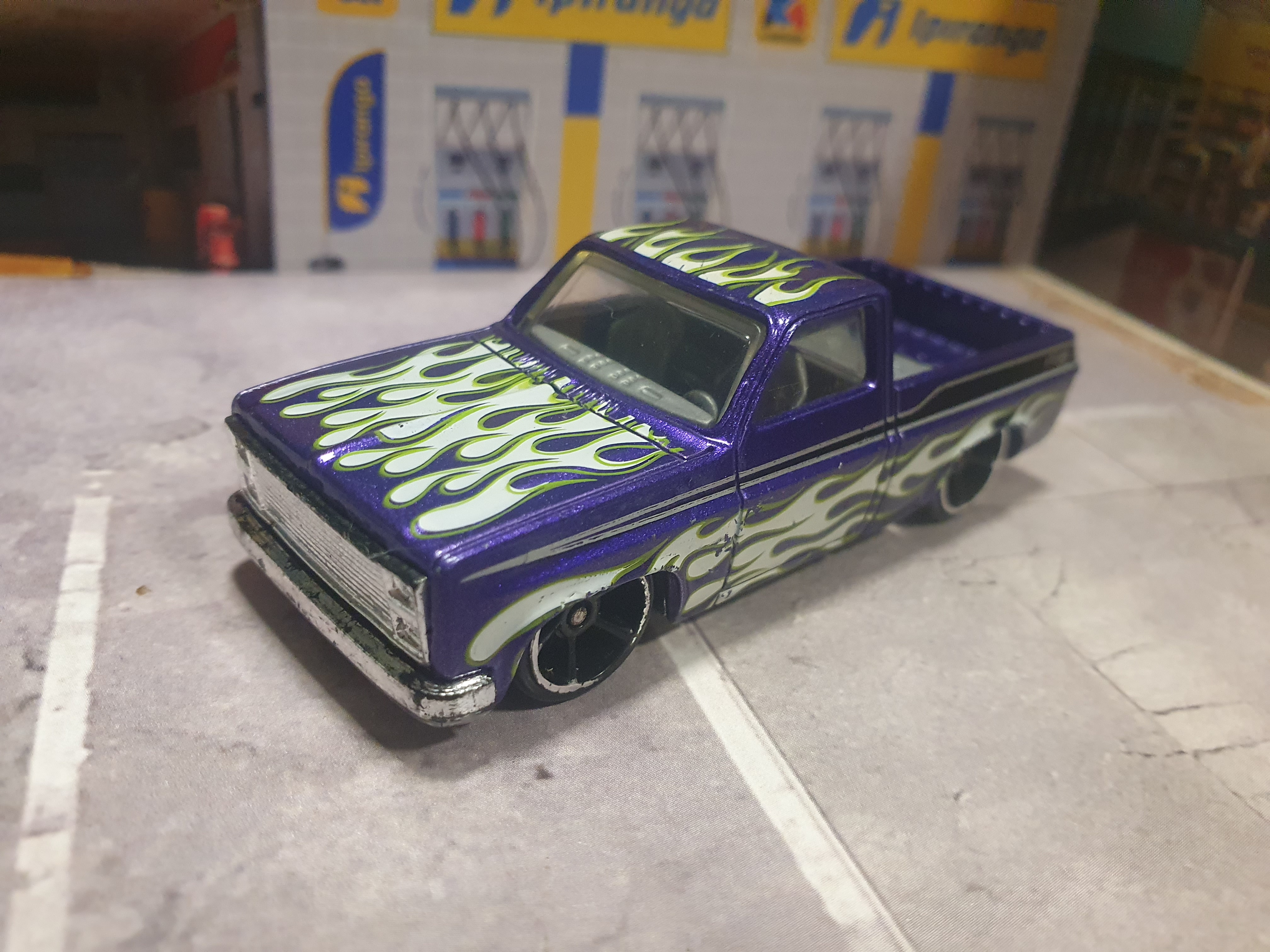 '83 Chevy Silverado – MF Purple (2013)